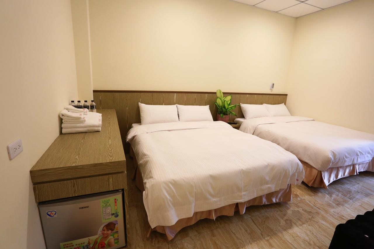 Changju Hotel-附免費停車位 T'ai-tung Exteriör bild