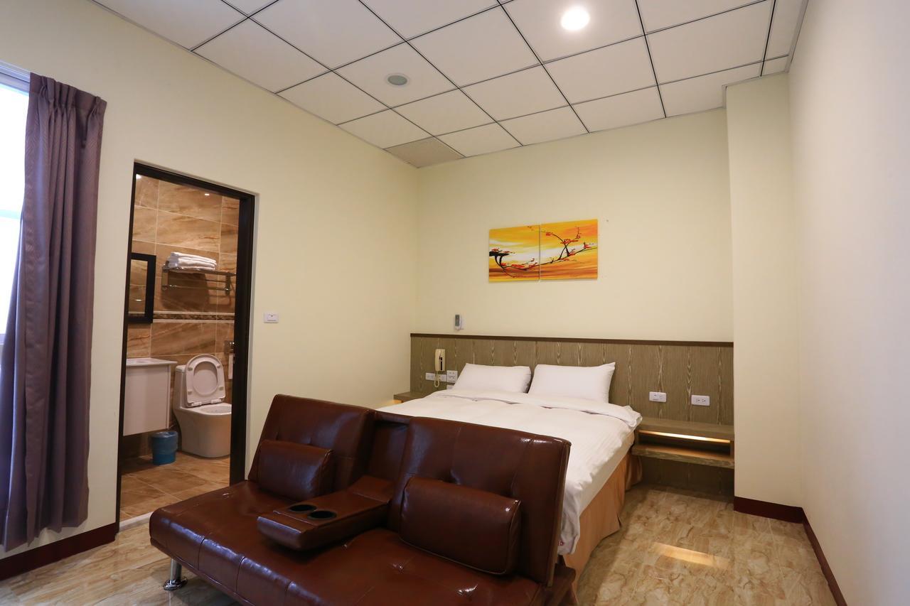 Changju Hotel-附免費停車位 T'ai-tung Exteriör bild