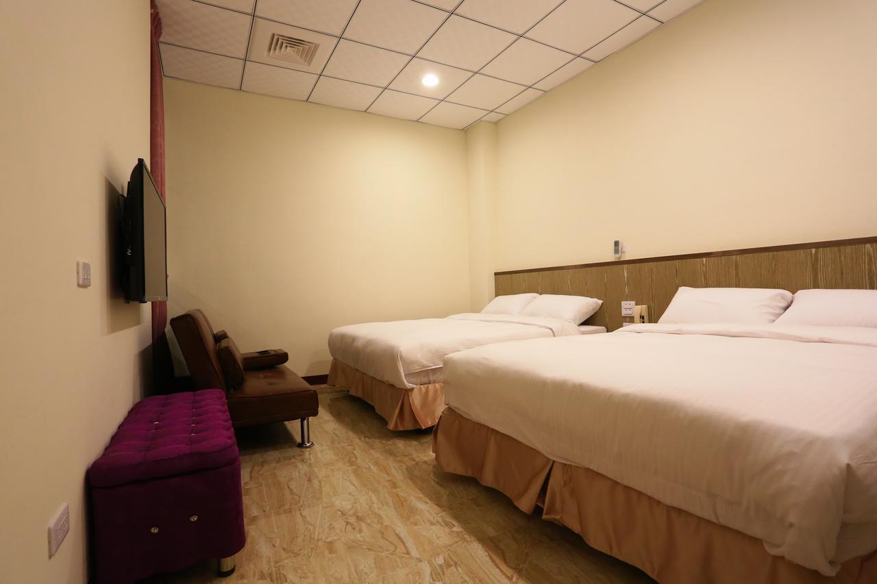 Changju Hotel-附免費停車位 T'ai-tung Exteriör bild
