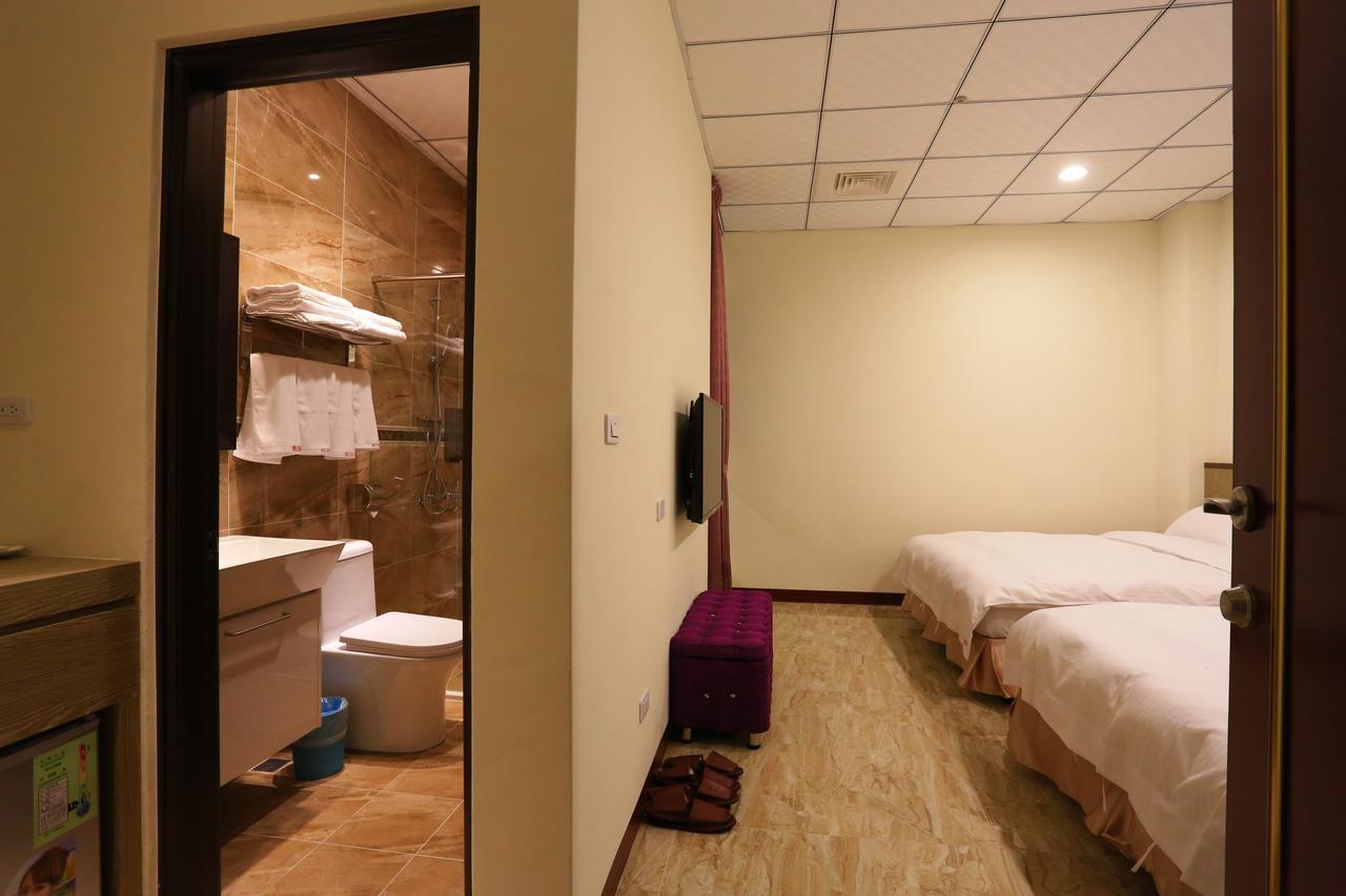 Changju Hotel-附免費停車位 T'ai-tung Exteriör bild
