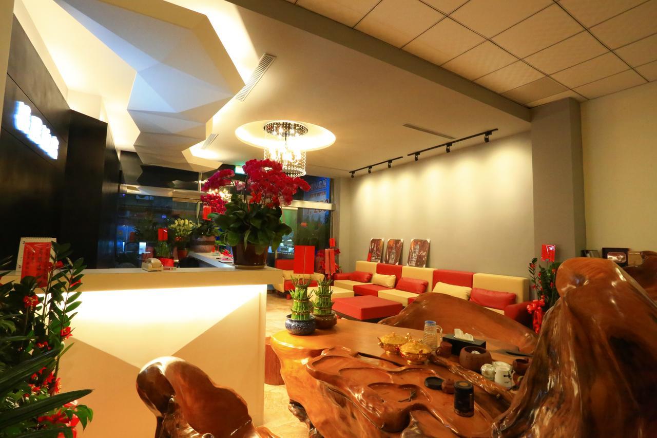 Changju Hotel-附免費停車位 T'ai-tung Exteriör bild