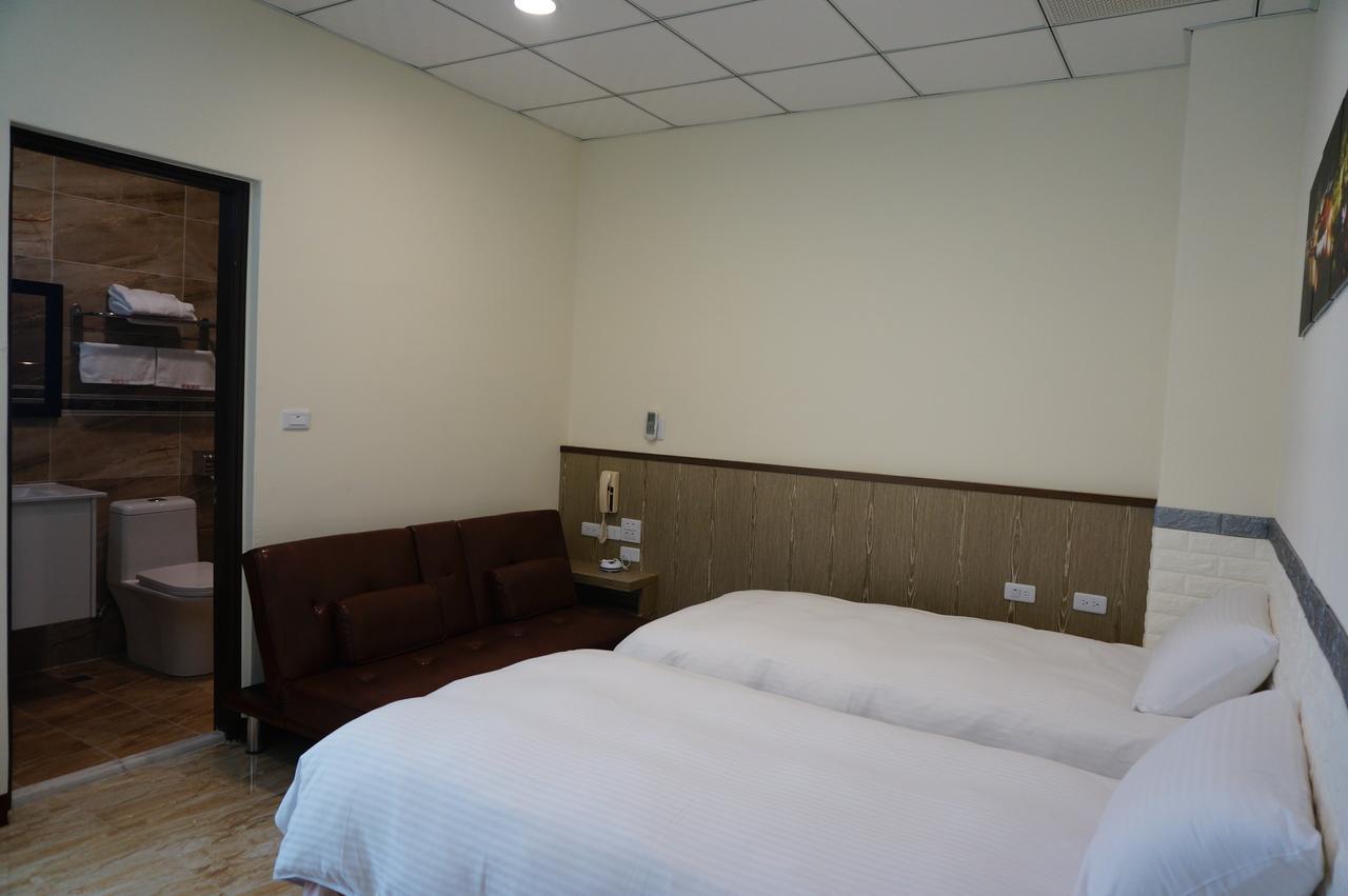 Changju Hotel-附免費停車位 T'ai-tung Exteriör bild